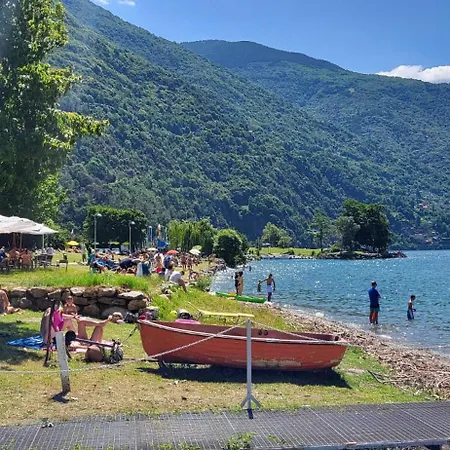 Vakantiehuis La Rosa E La Spina, Independent & Rustic Garden Villa, 300m From *