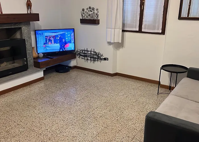 La Rosa E La Spina - Casa Indipendente Con Giardino - - Di בית נופש