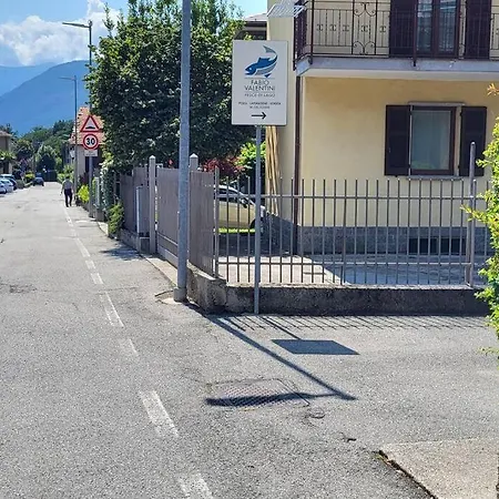 Semesterbostad La Rosa E La Spina - Independent House With Garden, Dervio-Lake Como Dervio