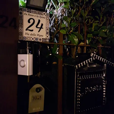 La Rosa E La Spina, Independent & Rustic Garden Villa, 300m From デルヴィオ