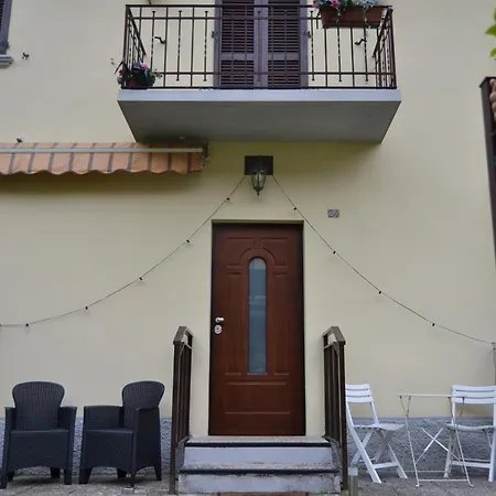 La Rosa E La Spina - Independent House With Garden, Dervio-Lake Como Дом отдыха