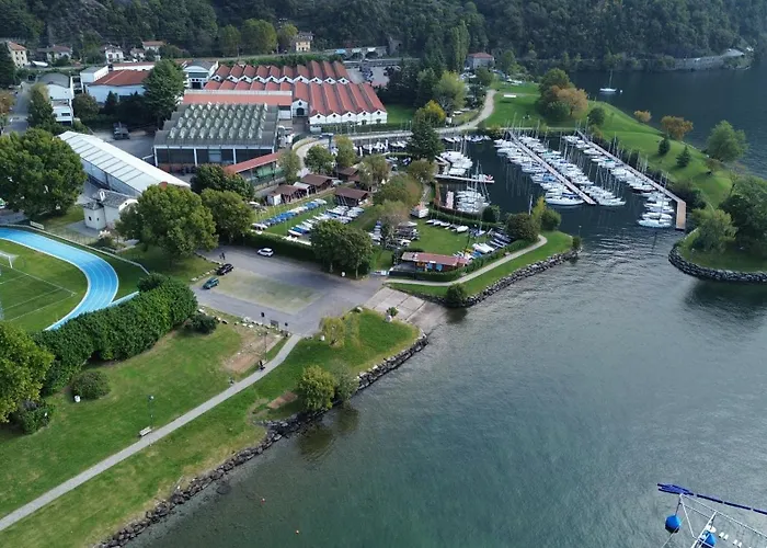 Holiday home La Rosa E La Spina - Independent House With Garden, Dervio-lake Dervio